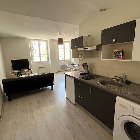 Appartement F2 Au Plein Centre Du Puy-En-Velay Le Puy-en-Velay Bagian luar foto