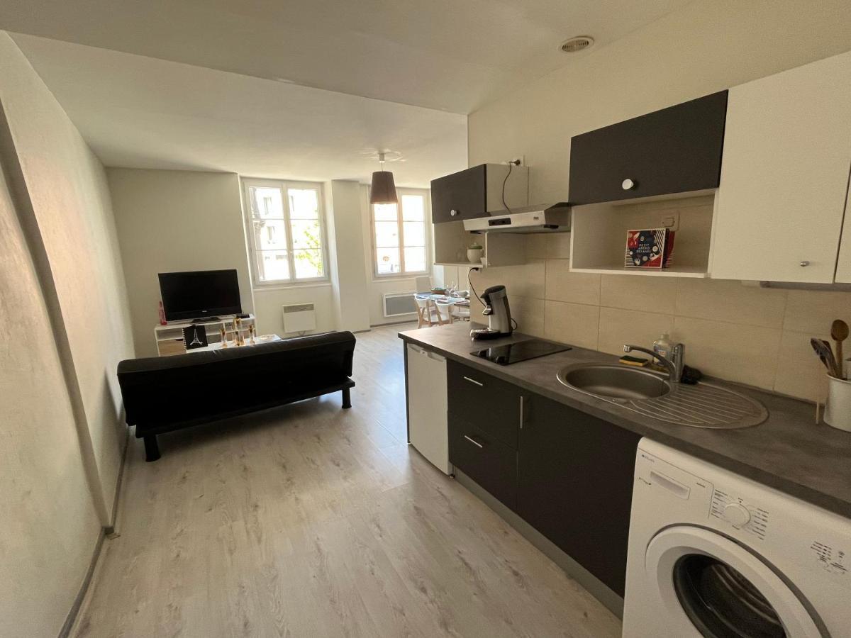 Appartement F2 Au Plein Centre Du Puy-En-Velay Le Puy-en-Velay Bagian luar foto